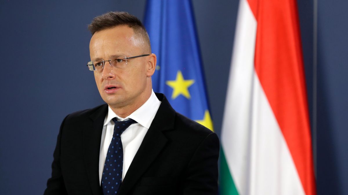Maďarská informační díra. Rusko mělo léta přístup i ke zprávám z NATO